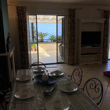 Helas By Holidays Appartamento Taormina