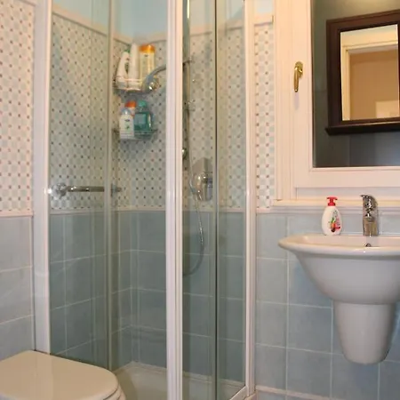 Apartment Helas By Holidays